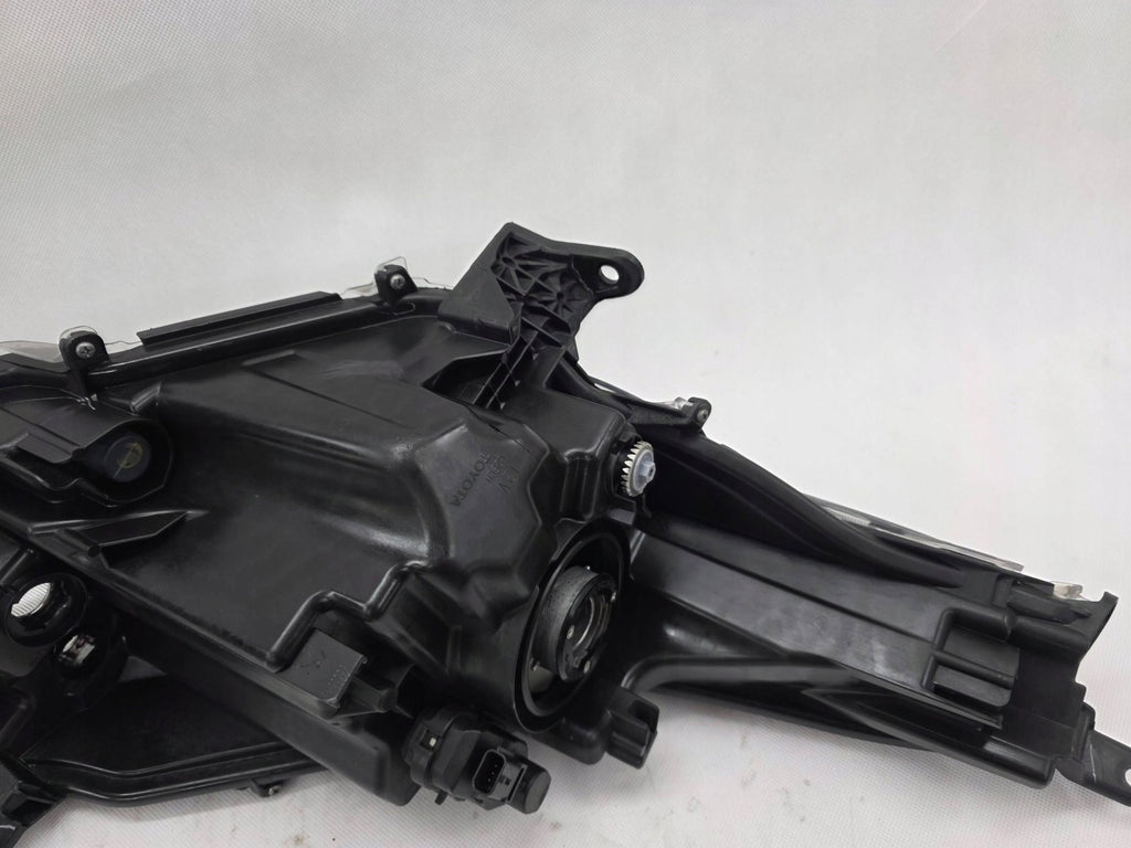 Frontscheinwerfer Toyota IV Yaris EUK06 Links Scheinwerfer Headlight SCH9827104989if
