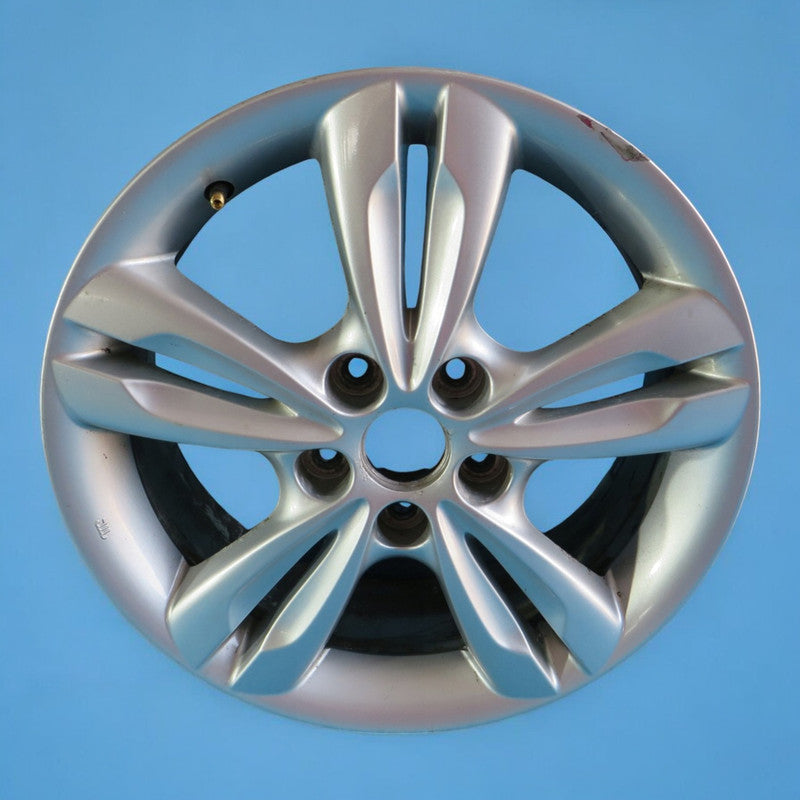 1x Alufelge 17 Zoll 6.5" 5x114.3 48ET 52910-2Y200 Hyundai Ix35 Rim Wheel