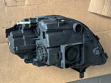 Laden Sie das Bild in den Galerie-Viewer, Frontscheinwerfer Ford Puma L1TB-13100-GH Rechts Scheinwerfer Headlight SCH4435309885jo