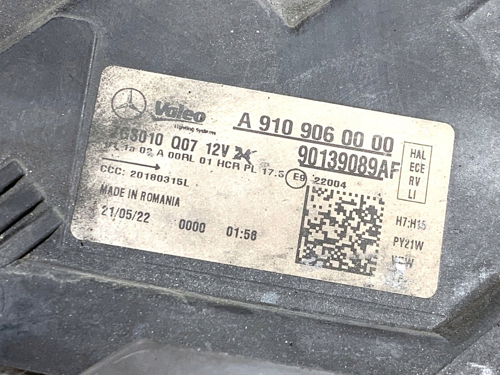 Frontscheinwerfer Mercedes-Benz Sprinter 3.5-T Bus Tourer A9109060000 Links SCH9053538535zi