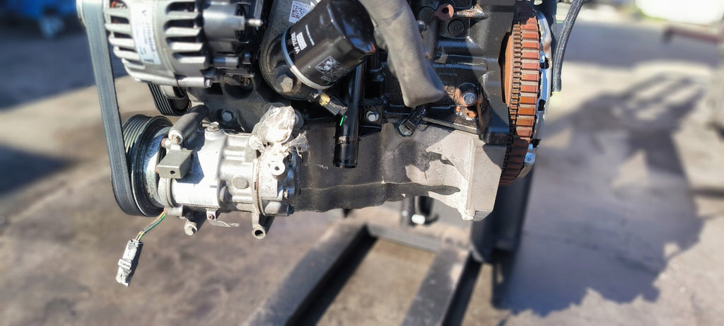 Motor Dacia Mercedes-Benz Renault Citan Kangoo K9K860 1.5 DCI Diesel Komplett