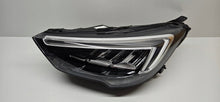 Laden Sie das Bild in den Galerie-Viewer, Frontscheinwerfer Opel Crossland X 39153538 LED Links Scheinwerfer Headlight SCH6466860041dv