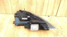Laden Sie das Bild in den Galerie-Viewer, Frontscheinwerfer Audi Q3 11695618857 Xenon Links Scheinwerfer Headlight SCH9530428860fl