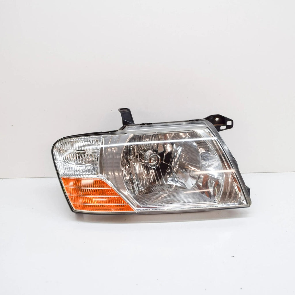 Frontscheinwerfer Mitsubishi Pajero 082141159R 082141159RM Rechts Headlight