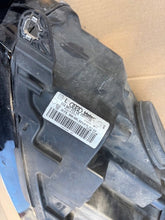 Laden Sie das Bild in den Galerie-Viewer, Frontscheinwerfer Audi A5 8T0941029AK Xenon Links Scheinwerfer Headlight