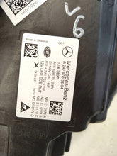 Laden Sie das Bild in den Galerie-Viewer, Frontscheinwerfer Mercedes-Benz Gla H247 A2479063504 Full LED Links Headlight SCH7782877284bc