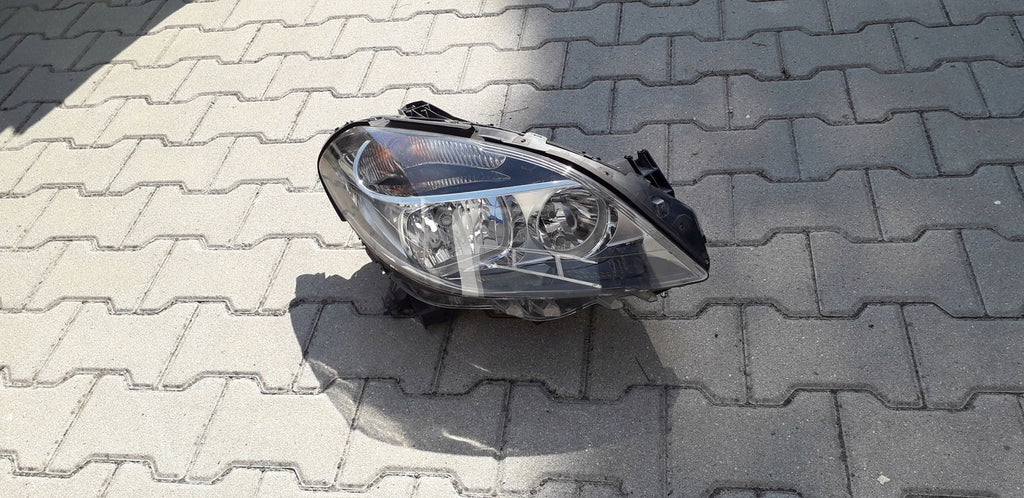 Frontscheinwerfer Mercedes-Benz W246 A2468200261 LED Rechts Headlight