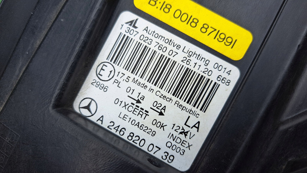 Frontscheinwerfer Mercedes-Benz W246 A2468200739 Ein Stück (Rechts oder Links) SCH9613511545qc