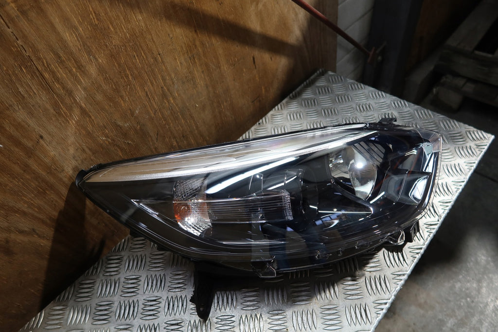 Frontscheinwerfer Renault Captur 260102366R Rechts Scheinwerfer Headlight