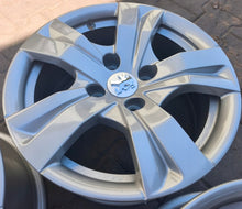 Load image into Gallery viewer, 4x Alufelge 15 Zoll 6.5" 4x108 20ET Glanz Silber Opel Crossland 2008 I Rim Wheel FEL9455041850gr
