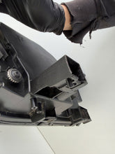 Laden Sie das Bild in den Galerie-Viewer, Frontscheinwerfer Mitsubishi Eclipse Cross I 1006714S 1006713T Links Headlight SCH4611828354sf