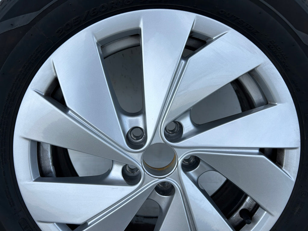 1x Alufelge 16 Zoll 6.0" 5x112 35ET 2GM601025AD VW T-Cross Rim Wheel FEL1297905490vb