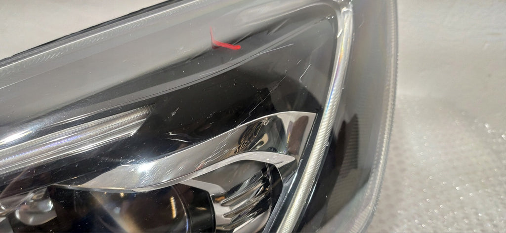 Frontscheinwerfer Ford Focus JX7B13E017AF LED Ein Stück (Rechts oder Links) SCH1348401537cb