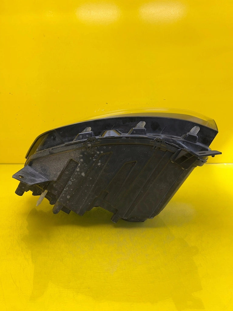 Frontscheinwerfer Dacia Duster 260107725R LED Rechts Scheinwerfer Headlight SCH9253491243qz