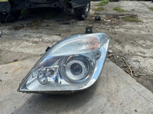 Load image into Gallery viewer, Frontscheinwerfer Mercedes-Benz Sprinter A9068200961 Xenon Links Headlight