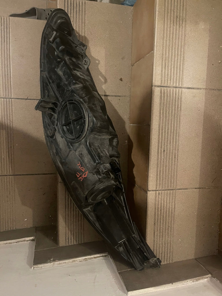 Frontscheinwerfer Ford Fiesta -8965329 Rechts Scheinwerfer Headlight SCH9609081730ar