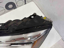 Laden Sie das Bild in den Galerie-Viewer, Frontscheinwerfer Audi A5 8W6941005E Ein Stück (Rechts oder Links) Headlight