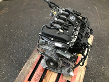 Load image into Gallery viewer, Motor Toyota C-Hr Chr 2ZR 1.8 Benzin Engine Unkomplett