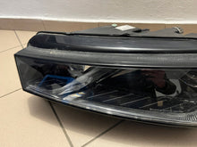 Load image into Gallery viewer, Frontscheinwerfer Skoda Octavia IV 5E4941015A LED Ein Stück (Rechts oder Links) SCH8790969716vp