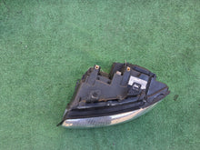Laden Sie das Bild in den Galerie-Viewer, Frontscheinwerfer Audi A4 B6 8E0941003S Xenon Links Scheinwerfer Headlight SCH5159437923yg