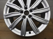 Load image into Gallery viewer, 1x Alufelge 19 Zoll 8.0" 5x112 39ET Glanz Silber 4K0601025M Audi A6 C8 Rim Wheel FEL6572782443sw