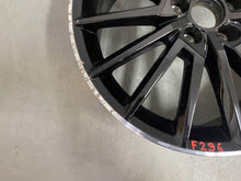 Laden Sie das Bild in den Galerie-Viewer, 1x Alufelge 17 Zoll 7.0&quot; 5x100 46ET 5JA601025AJ Skoda Fabia Iii Rim Wheel