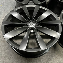 Load image into Gallery viewer, 4x Alufelge 19 Zoll 8.0" 5x112 41ET Glanz Silber 1K8601025C VW Scirocco Passat FEL5277274442tt