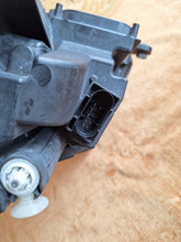 Laden Sie das Bild in den Galerie-Viewer, Frontscheinwerfer Mercedes-Benz Vito W447 A4479064700 LED Rechts Headlight SCH8505727275pm