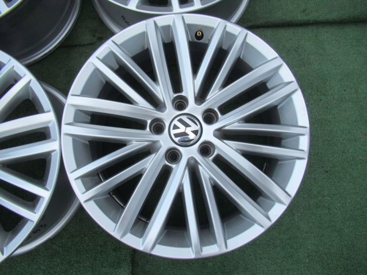 4x Alufelge 17 Zoll 7.0" 5x112 43ET Glanz Silber 5N0601025AL VW Tiguan Rim Wheel FEL9308411534ga