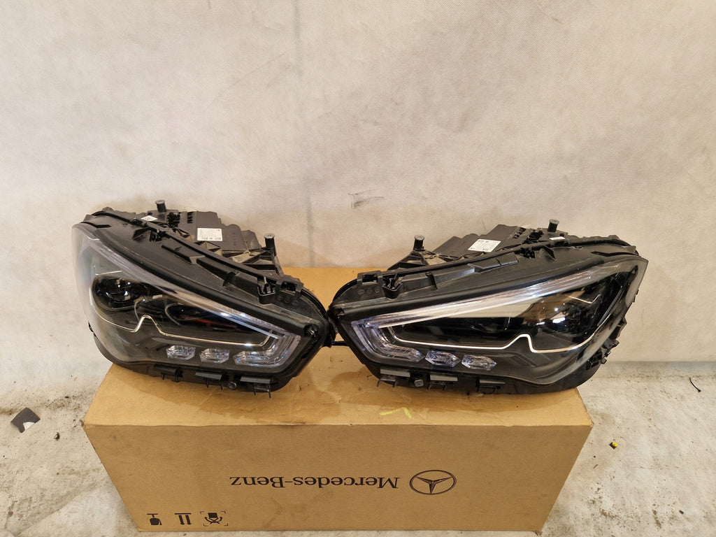 Frontscheinwerfer Mercedes-Benz Cla A1189061301 A1189061401 Full LED Ein Satz SCH4135434488sg