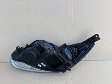 Laden Sie das Bild in den Galerie-Viewer, Frontscheinwerfer Ford Focus III BM51-13W029AJ Rechts Scheinwerfer Headlight SCH3595992083xi
