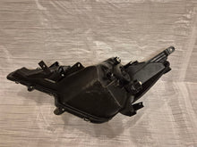 Laden Sie das Bild in den Galerie-Viewer, Frontscheinwerfer Mitsubishi Space Star 19-8301D446 Rechts Headlight SCH9189987499cm