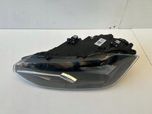 Load image into Gallery viewer, Frontscheinwerfer VW Polo 2G1941005 Links Scheinwerfer Headlight