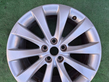 Load image into Gallery viewer, 1x Alufelge 17 Zoll 5x105 Opel Astra J Rim Wheel FEL2350000446gl
