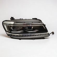 Laden Sie das Bild in den Galerie-Viewer, Frontscheinwerfer VW Tiguan Allspace 5NN941114C LED Rechts Headlight