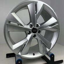 Load image into Gallery viewer, 1x Alufelge 20 Zoll 9.0" 5x112 42ET Glanz Silber 89A601025AQ Audi E-Tron FEL1740289048oq