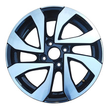 Laden Sie das Bild in den Galerie-Viewer, 1x Alufelge 15 Zoll 5.5&quot; 4x100 41ET Glanz Silber 1S0601025CE Mg Rim Wheel