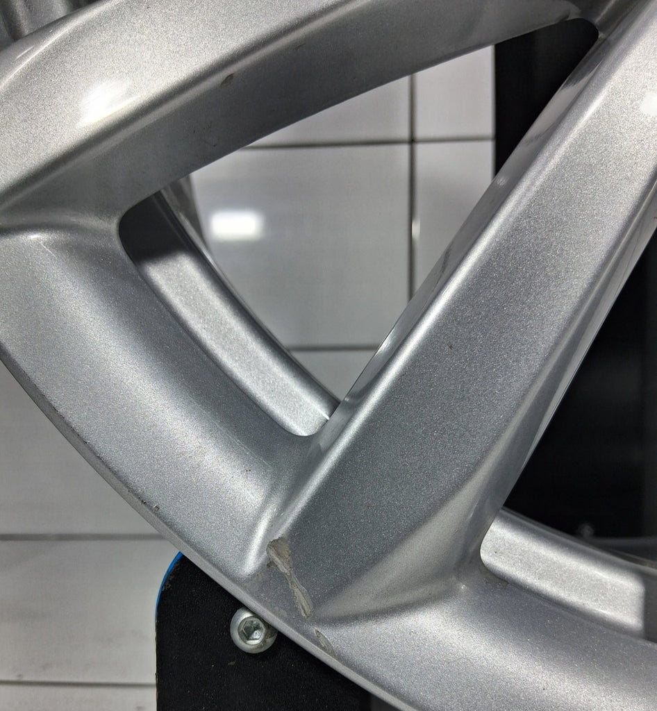 1x Alufelge 19 Zoll 9.5" 5x112 39ET Glanz Silber 6861226 BMW G32 G11 G12 FEL2570993223gf
