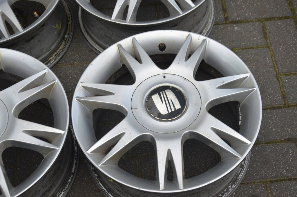 4x Alufelge 15 Zoll 6.0" 5x100 43ET Seat Ibiza Polo Rim Wheel FEL4520043095zw