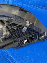 Laden Sie das Bild in den Galerie-Viewer, Frontscheinwerfer Mercedes-Benz Gle A1679065806 LED Rechts Headlight