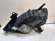 Laden Sie das Bild in den Galerie-Viewer, Frontscheinwerfer Opel Zafira B 93190407 Xenon Ein Satz Scheinwerfer Headlight SCH7962339919ek