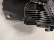 Laden Sie das Bild in den Galerie-Viewer, Frontscheinwerfer Renault Master 260607867R Links Scheinwerfer Headlight SCH2578100996ie