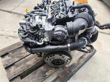 Load image into Gallery viewer, Motor Audi Seat Skoda VW CRKB 1.6 TDI 110PS 81kW 124TKm Diesel Engine Komplett