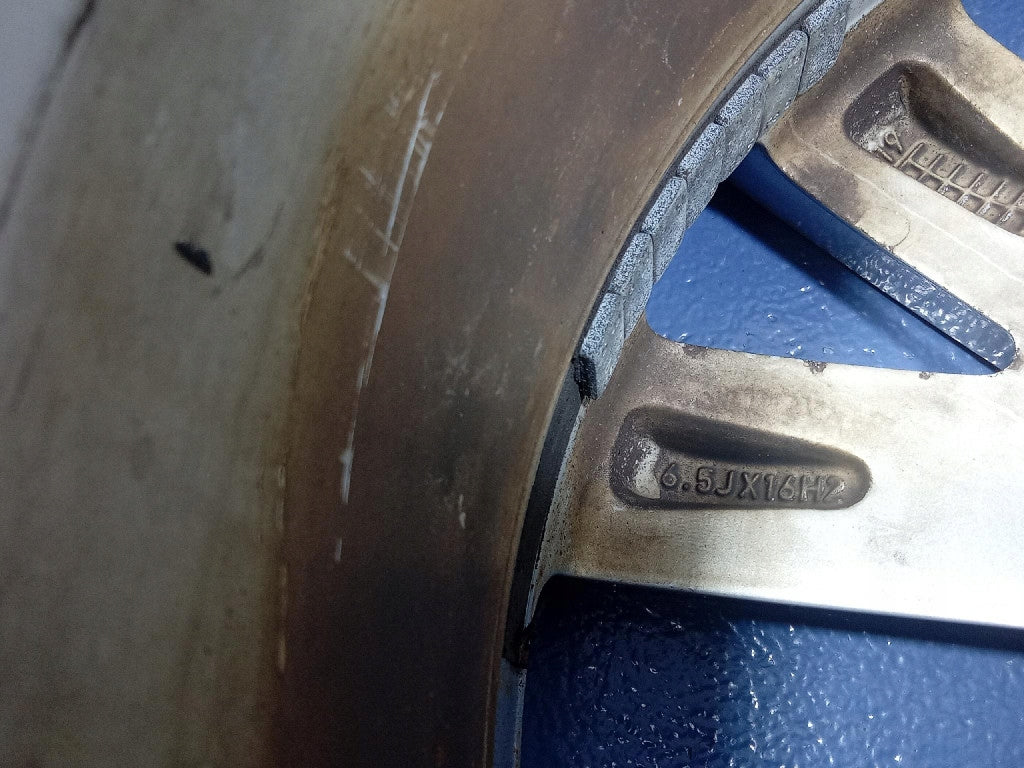 1x Alufelge 16 Zoll 6.5" 5x112 41ET Glanz Silber 3G0601025BJ VW Rim Wheel FEL7418981591oi