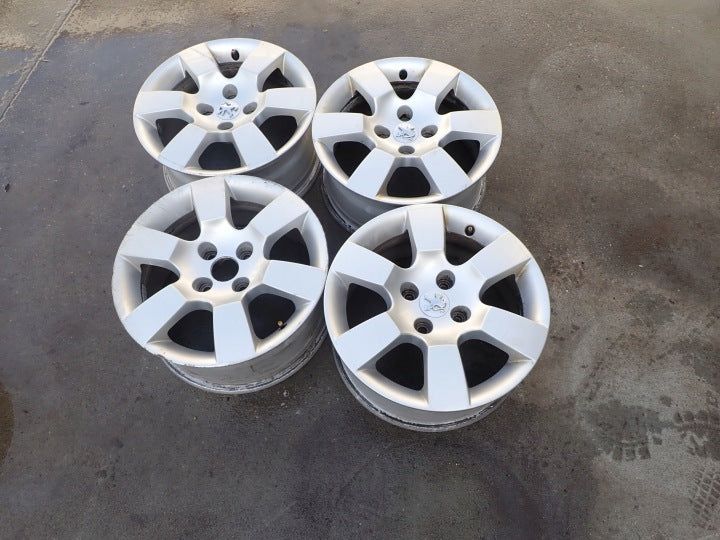 4x Alufelge 16 Zoll 7.0" 4x108 29ET Glanz Silber 9685783880 Peugeot 5008 I FEL2610946420wl