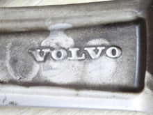 Laden Sie das Bild in den Galerie-Viewer, 1x Alufelge 17 Zoll 7.0&quot; 5x108 40,5ET 31471309 Volvo S60 V60 Rim Wheel