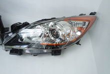 Load image into Gallery viewer, Frontscheinwerfer Mazda 3 BDG7-51030 BDG7-51040 Ein Stück (Rechts oder Links)