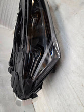 Laden Sie das Bild in den Galerie-Viewer, Frontscheinwerfer Skoda Superb 3P1941016B Rechts Scheinwerfer Headlight SCH5736177640rj