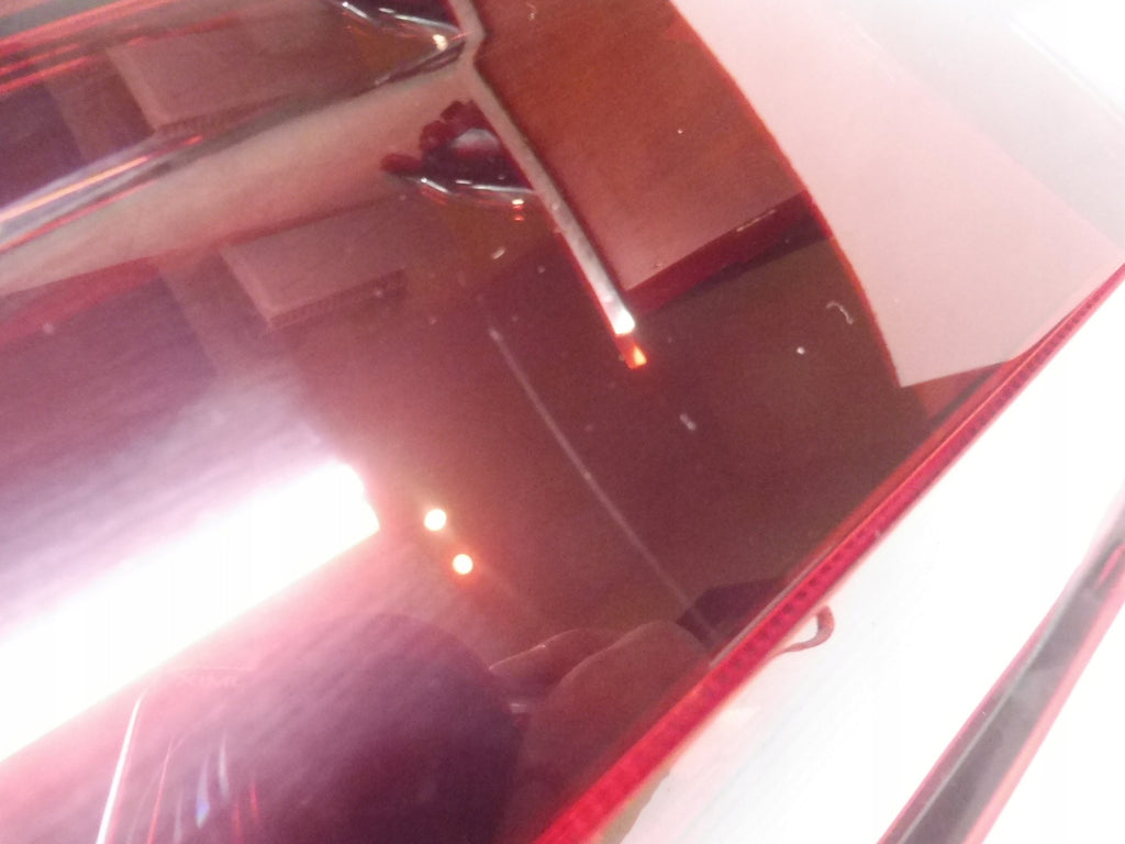 Rückleuchte VW Amarok 2H1945096J Rechts Rearlight