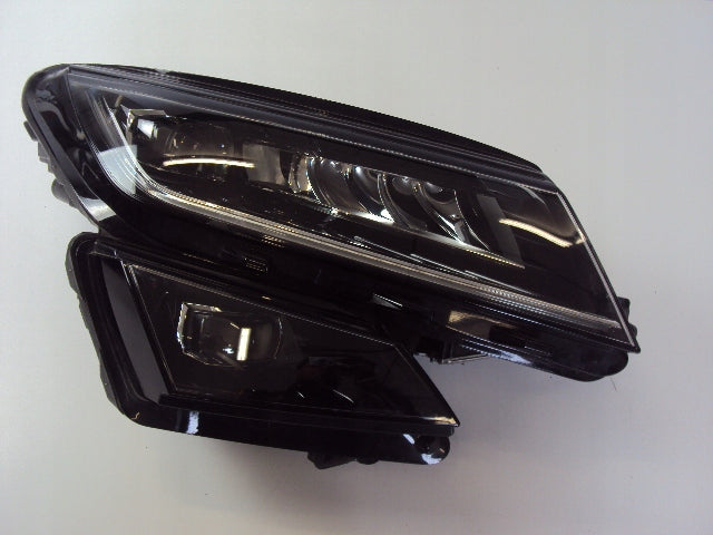 Frontscheinwerfer Land Rover Kodiaq 566941016 LED Rechts Scheinwerfer Headlight SCH9267616470wz